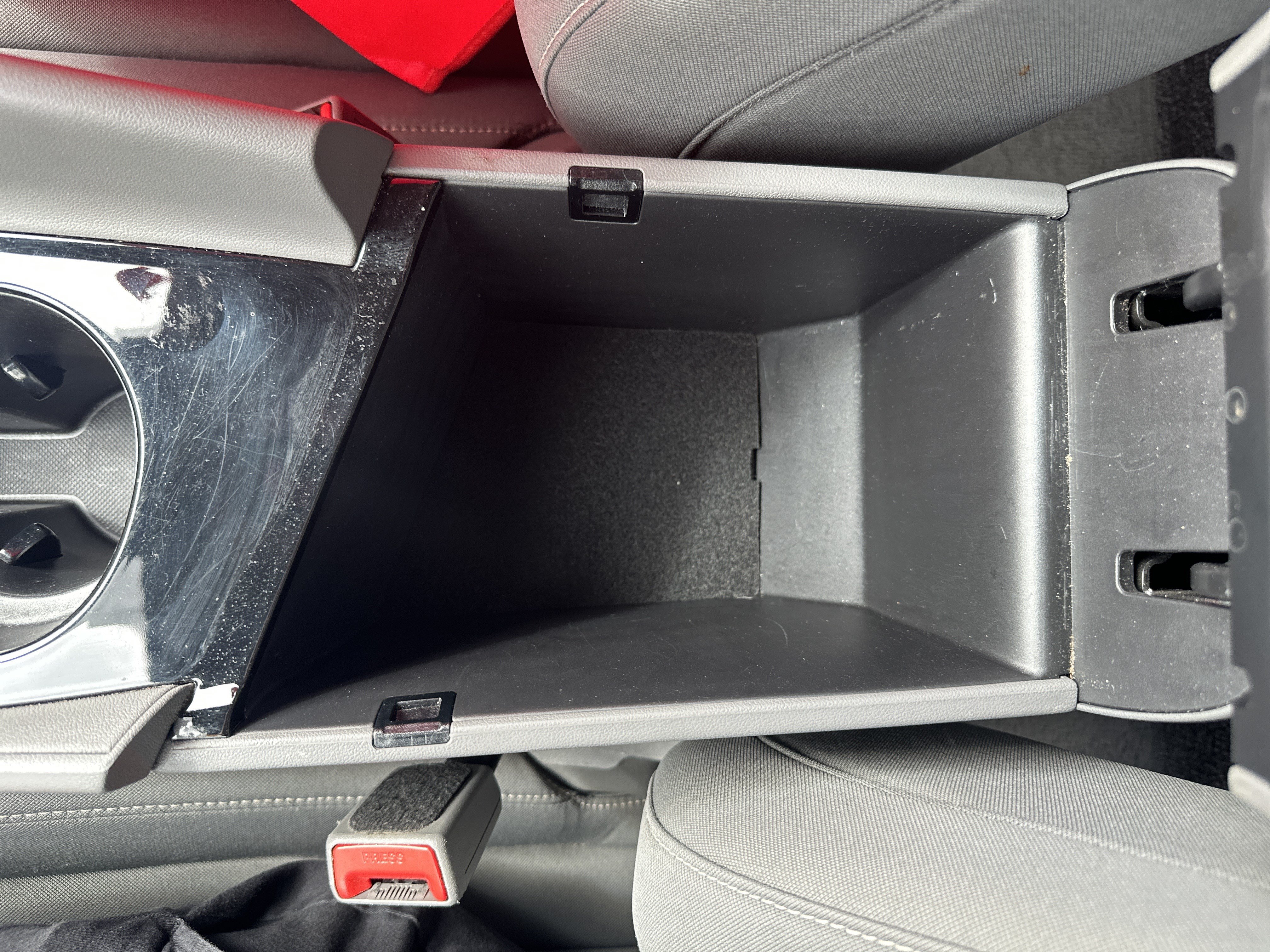 Used 2025 Hyundai Elantra SEL FWD image 26
