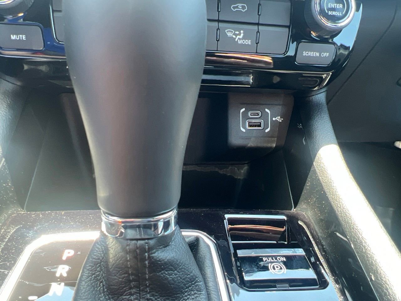 New 2026 Jeep Compass Latitude AWD/4WD image 28
