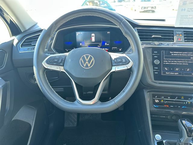 Certified 2023 Volkswagen Tiguan SE image 17