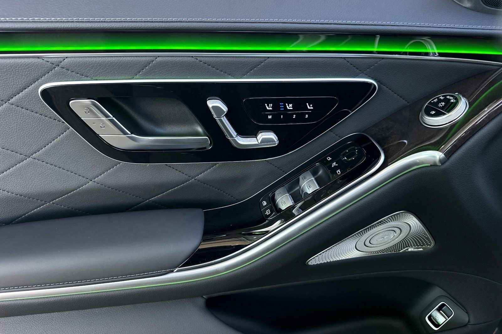 New 2026 Mercedes-Benz S 580 4MATIC Sedan image 21