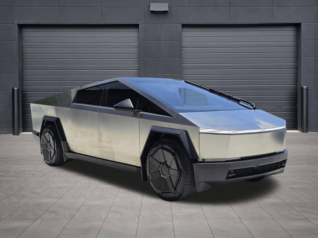 Used 2024 Tesla Cybertruck Cyberbeast AWD/4WD image 6