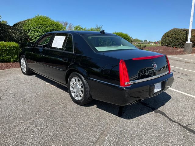 Used 2011 Cadillac DTS image 21