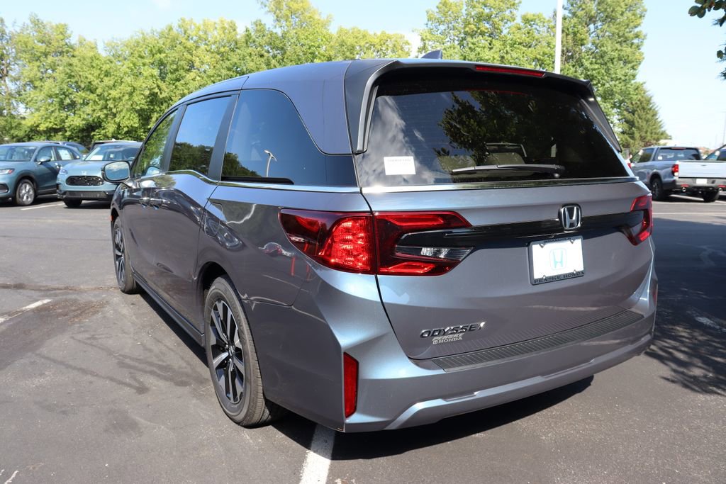 Certified 2026 Honda Odyssey EX-L image 3