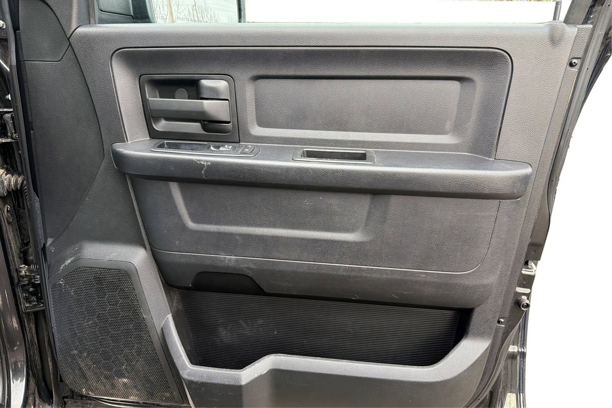 Used 2015 RAM 1500 Express image 19