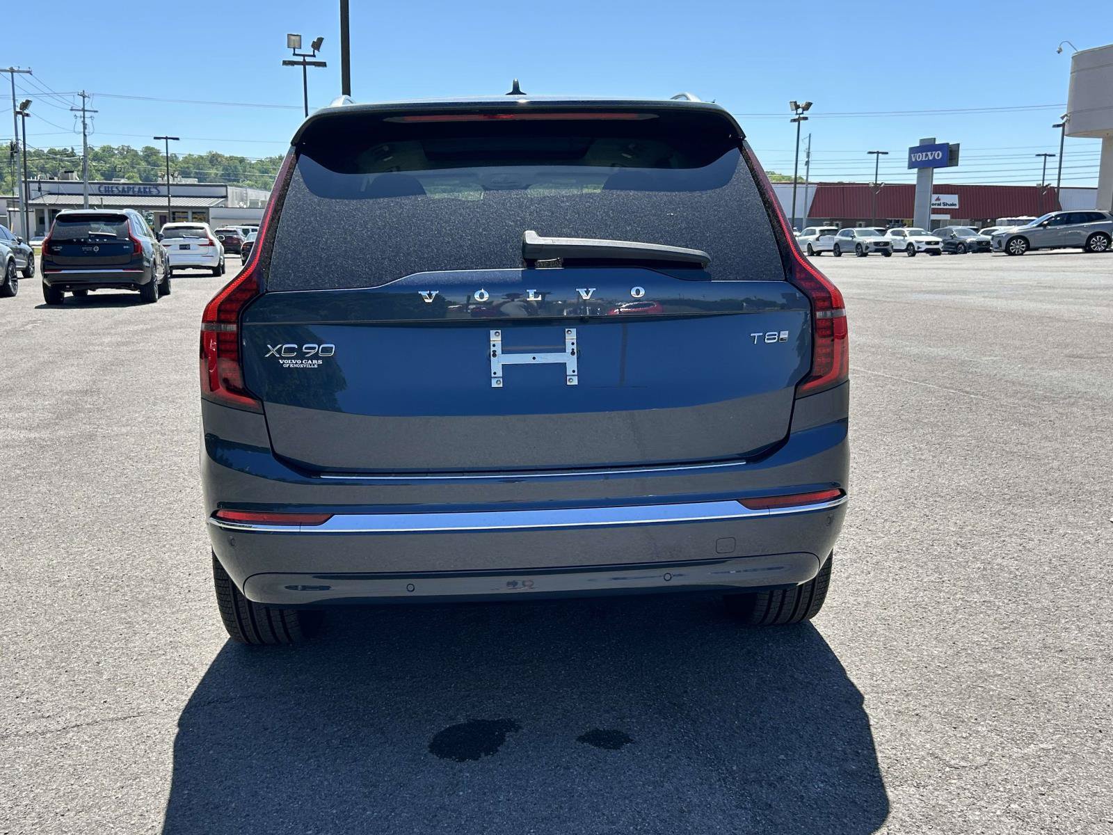 New 2026 Volvo XC90 T8 Ultra w/ Protection Package Premier AWD/4WD image 4
