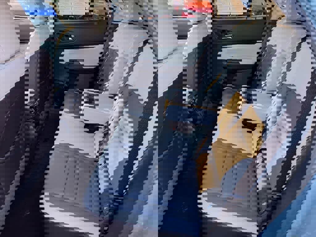 Used 2025 Honda Prologue Elite image 9