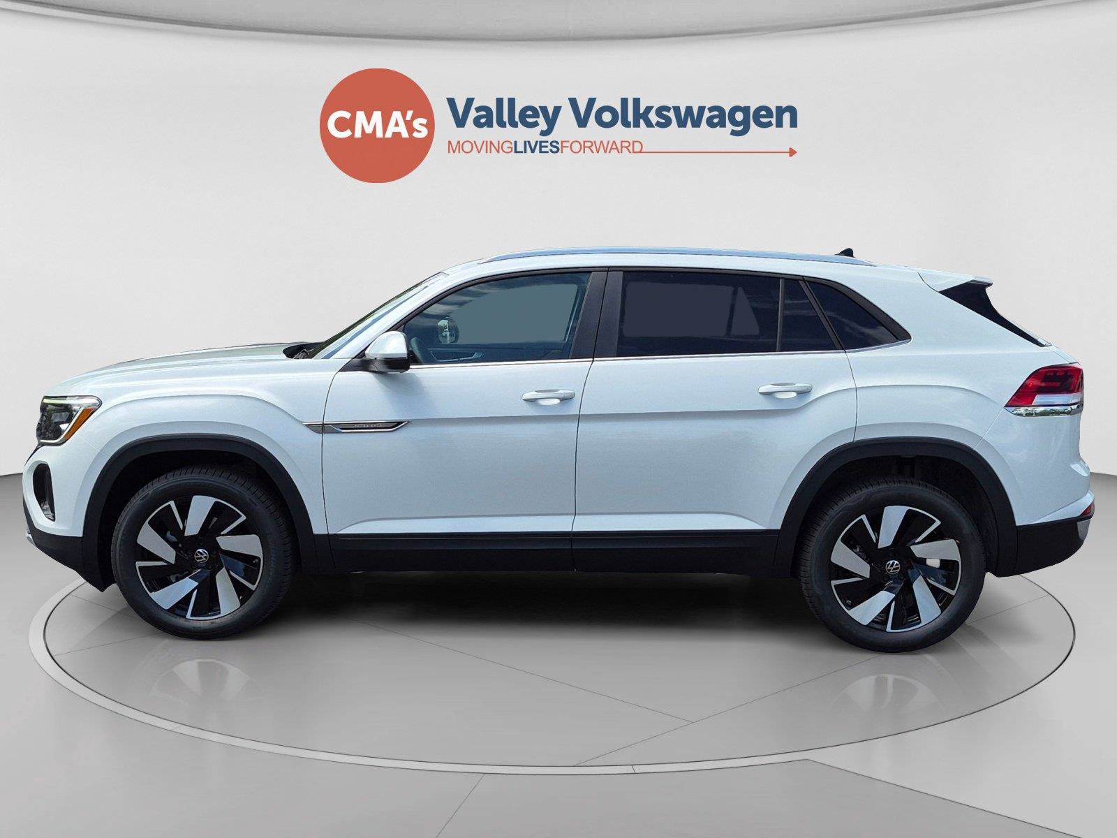 New 2026 Volkswagen Atlas Cross Sport SE AWD/4WD image 2