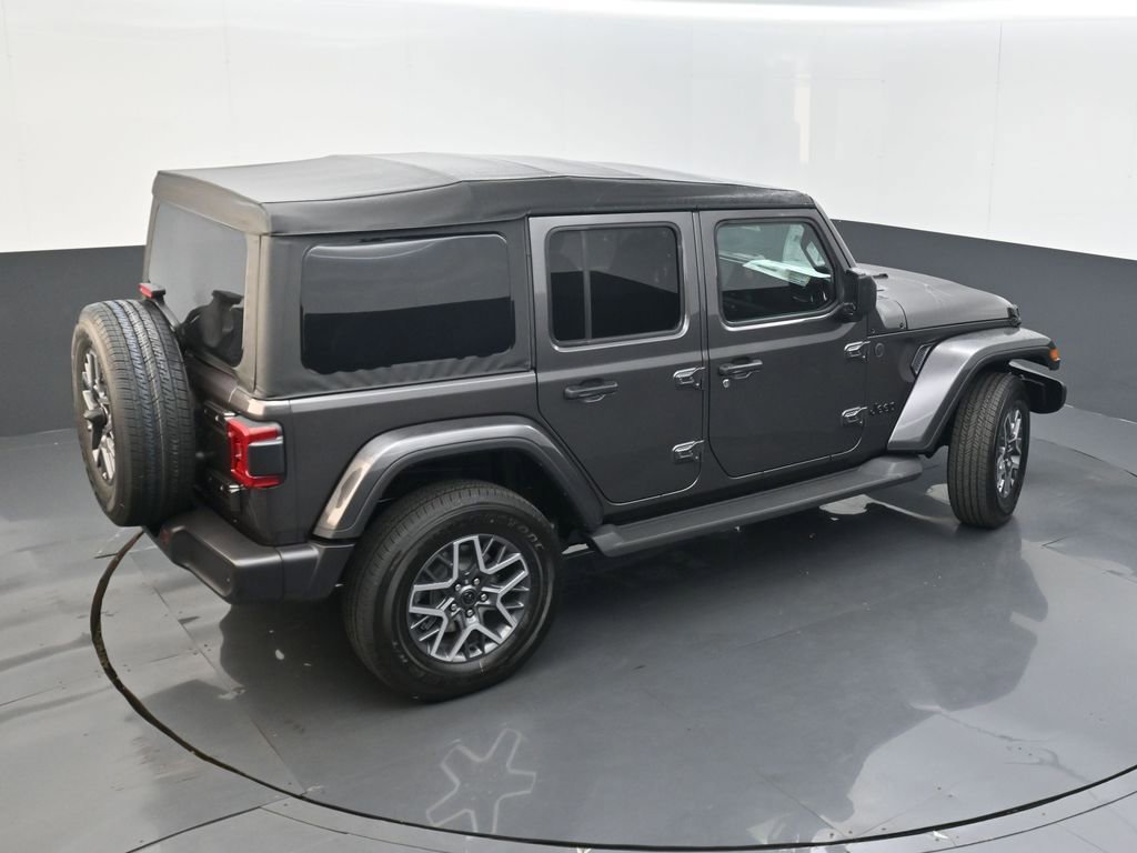 New 2025 Jeep Wrangler Sahara image 40