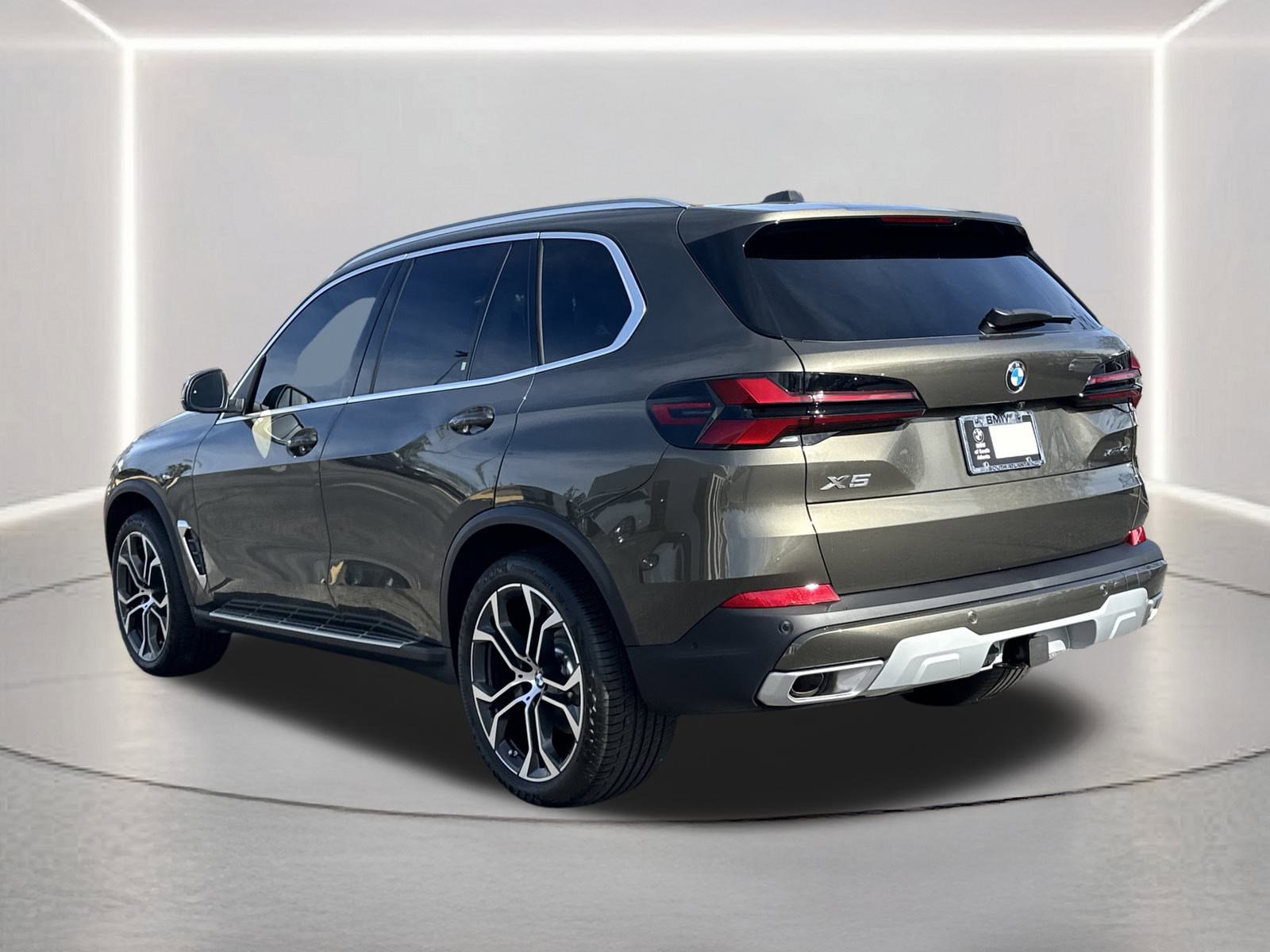 New 2026 BMW X5 xDrive40i w/ Climate Comfort Package AWD/4WD image 30