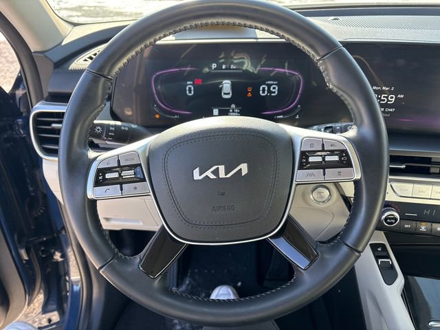 Used 2024 Kia Telluride S image 20