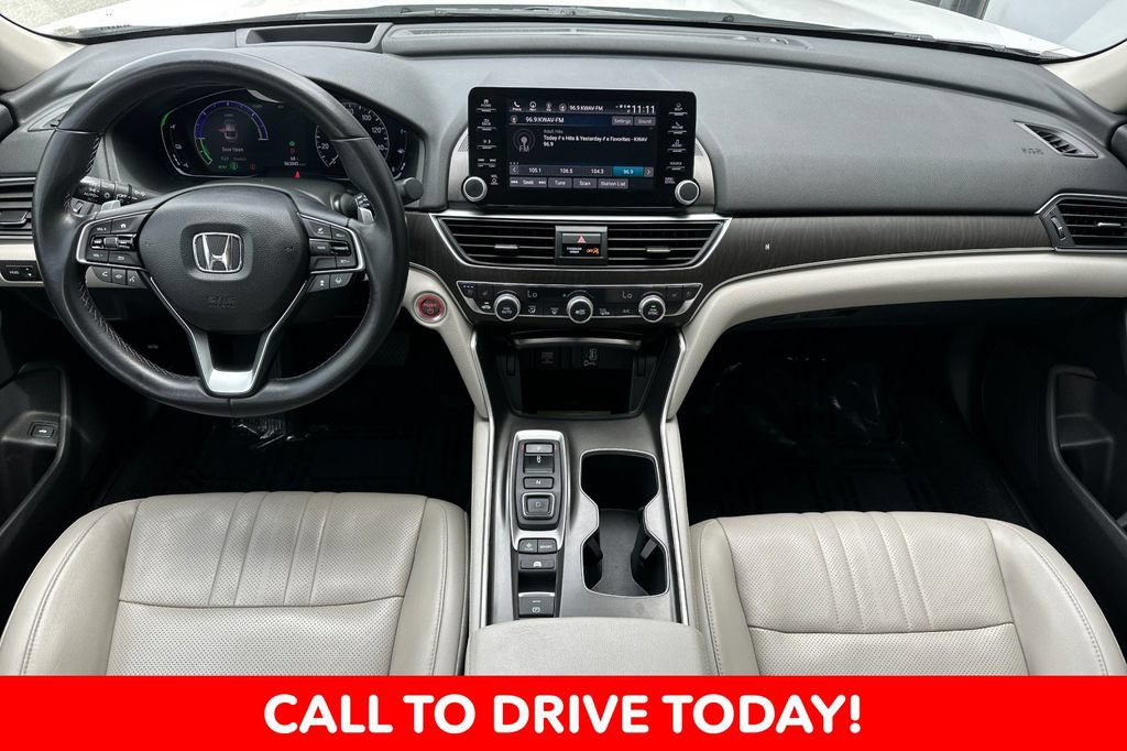 Used 2018 Honda Accord Touring image 12