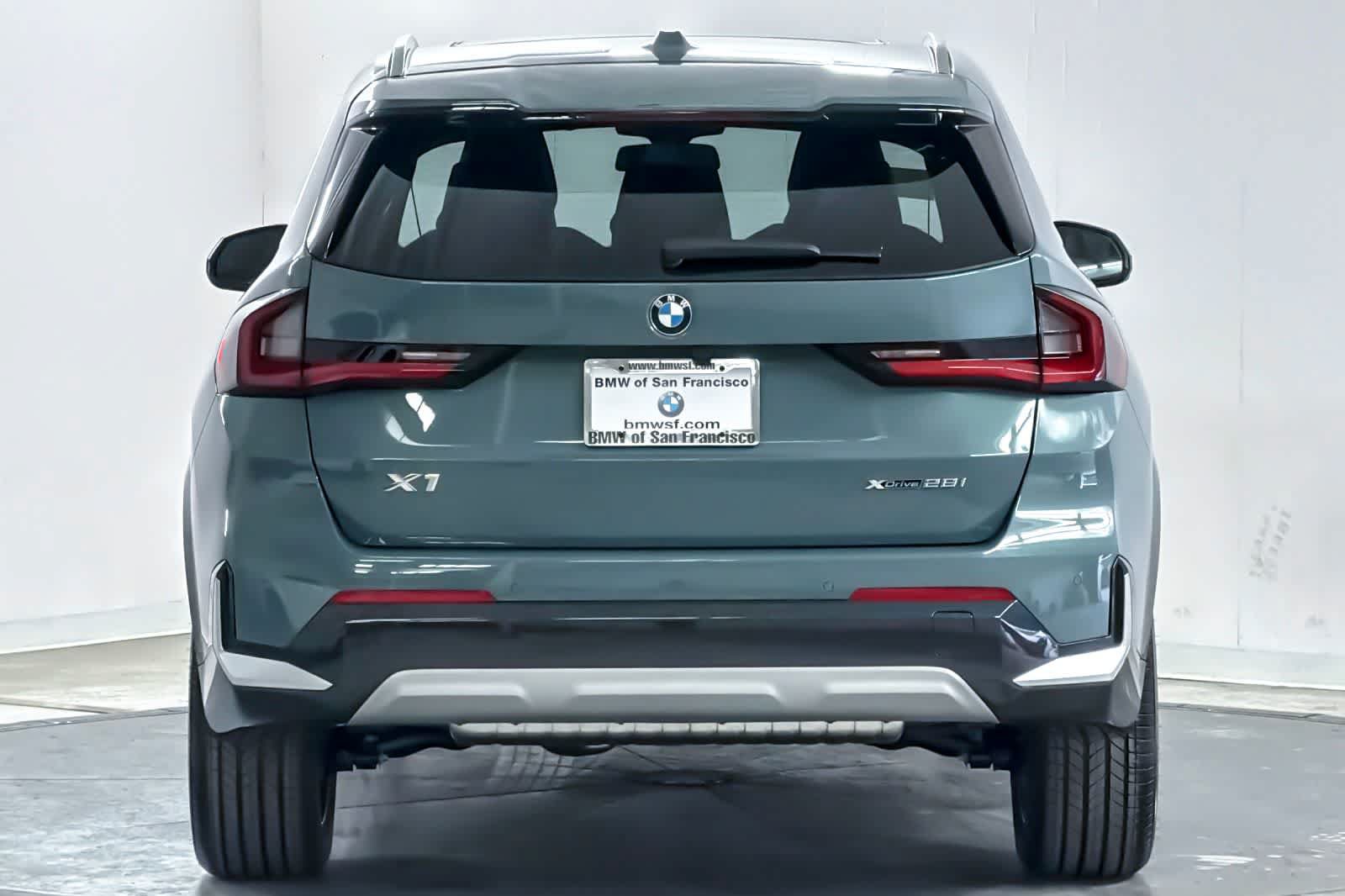 New 2026 BMW X1 xDrive28i w/ Technology Package AWD/4WD image 7