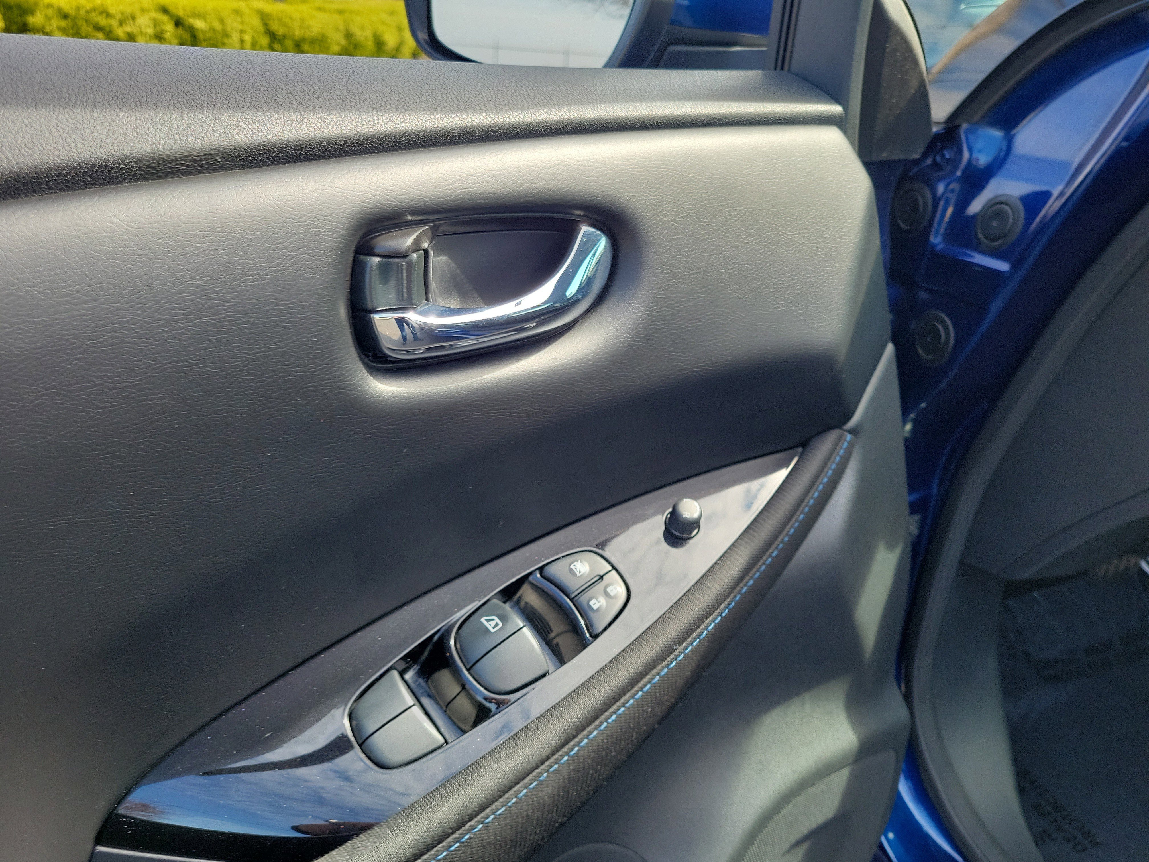 Used 2023 Nissan Leaf SV Plus image 18