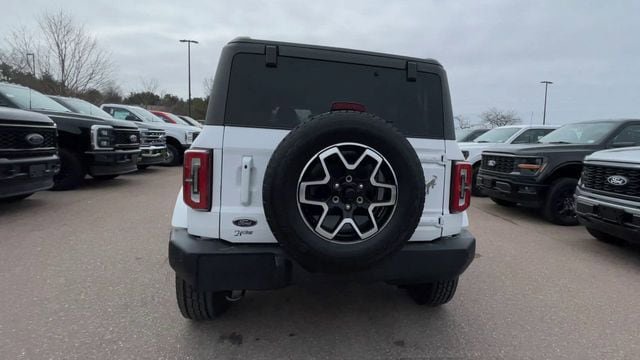 Used 2023 Ford Bronco Outer Banks AWD/4WD image 3