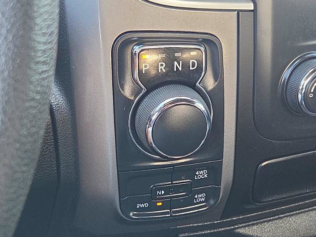 Used 2024 RAM 1500 Warlock AWD/4WD image 15
