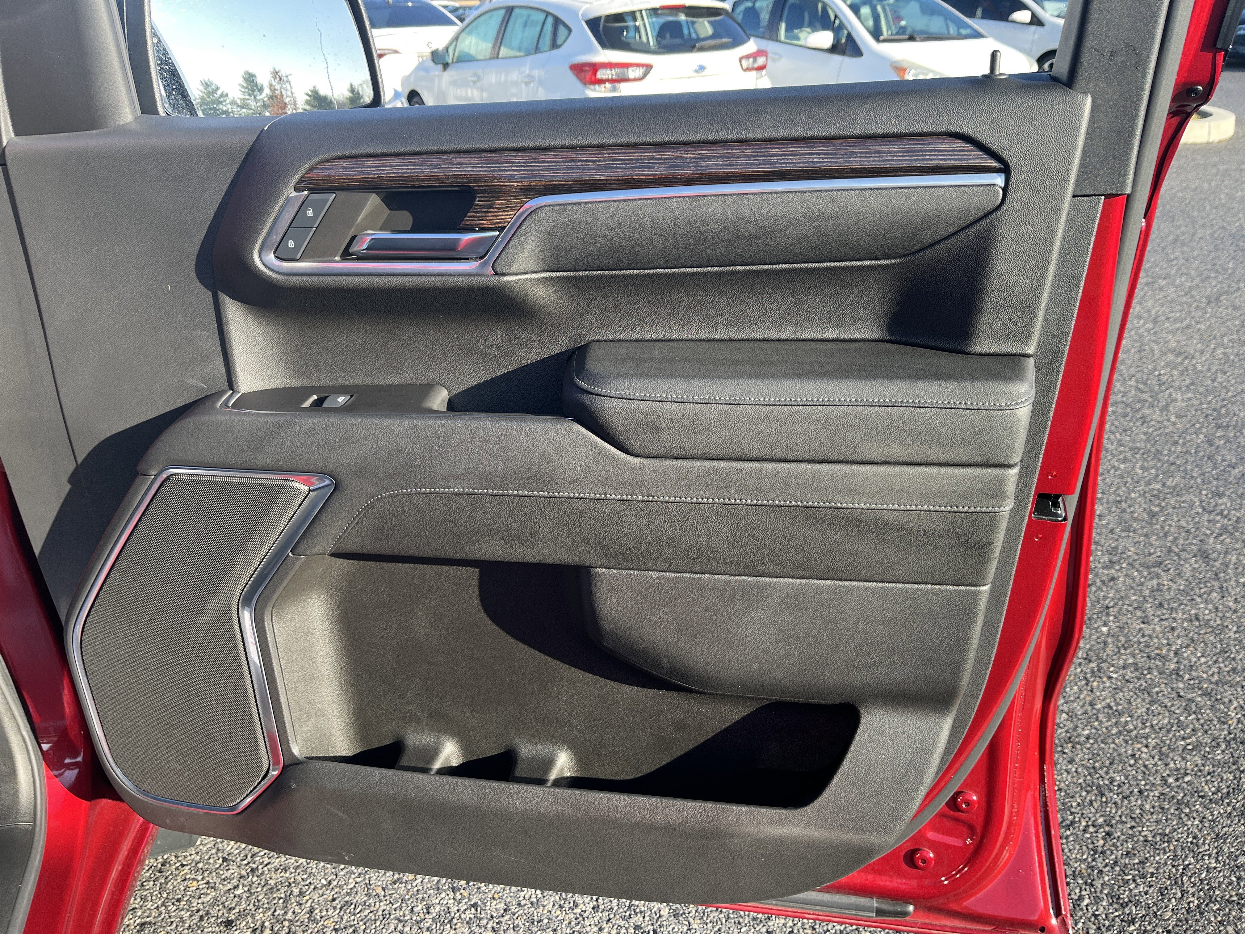 Used 2024 GMC Sierra 1500 Elevation image 23