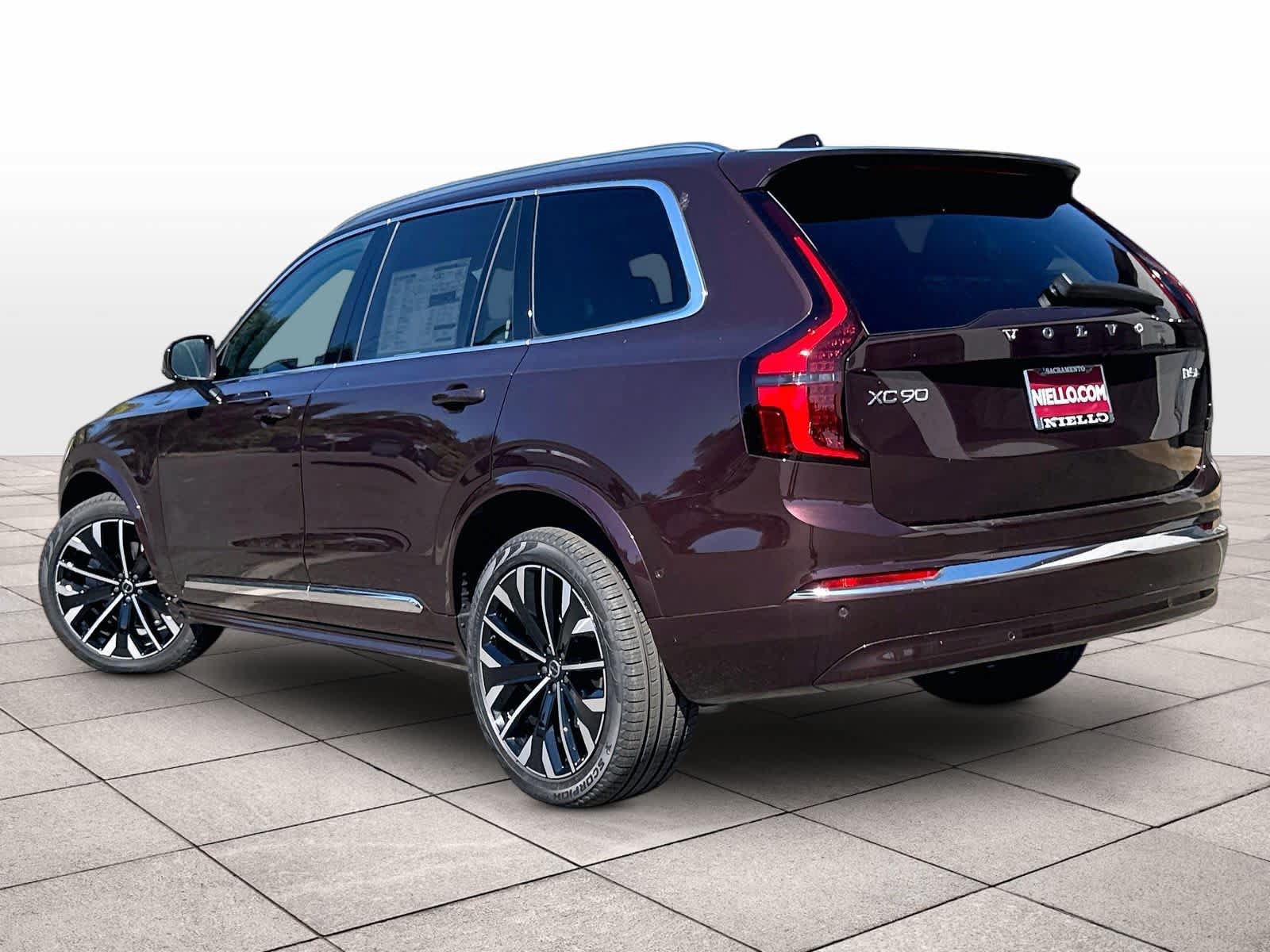 New 2026 Volvo XC90 B5 Ultra w/ Protection Package AWD/4WD image 3