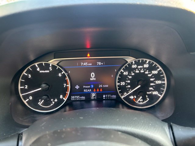 Used 2025 Nissan Altima 2.5 SV FWD image 10