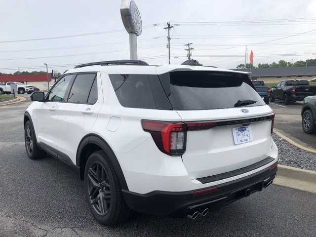 New 2025 Ford Explorer ST w/ Sun And Sound Package image 6