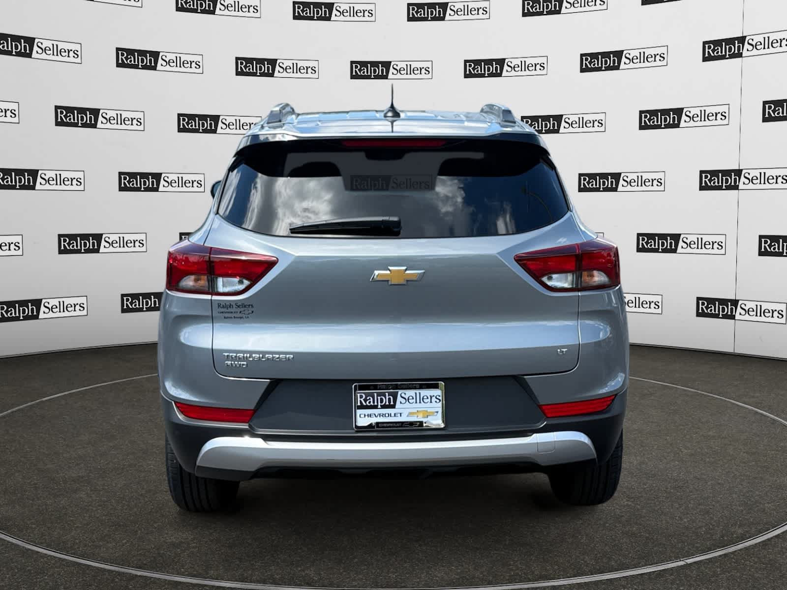 Used 2025 Chevrolet TrailBlazer LT AWD/4WD image 5