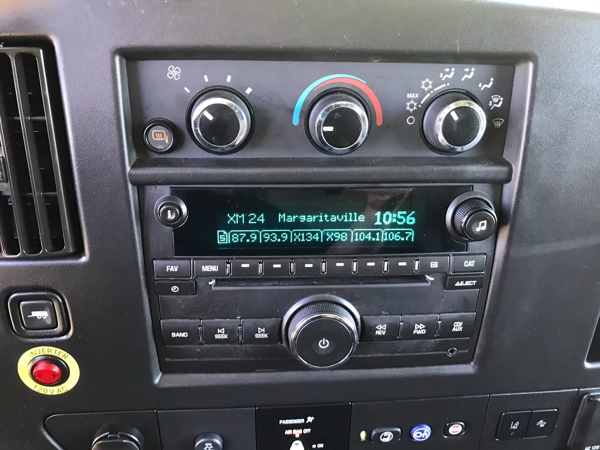 Used 2019 Chevrolet Express 2500 w/ Driver Convenience Package RWD image 18
