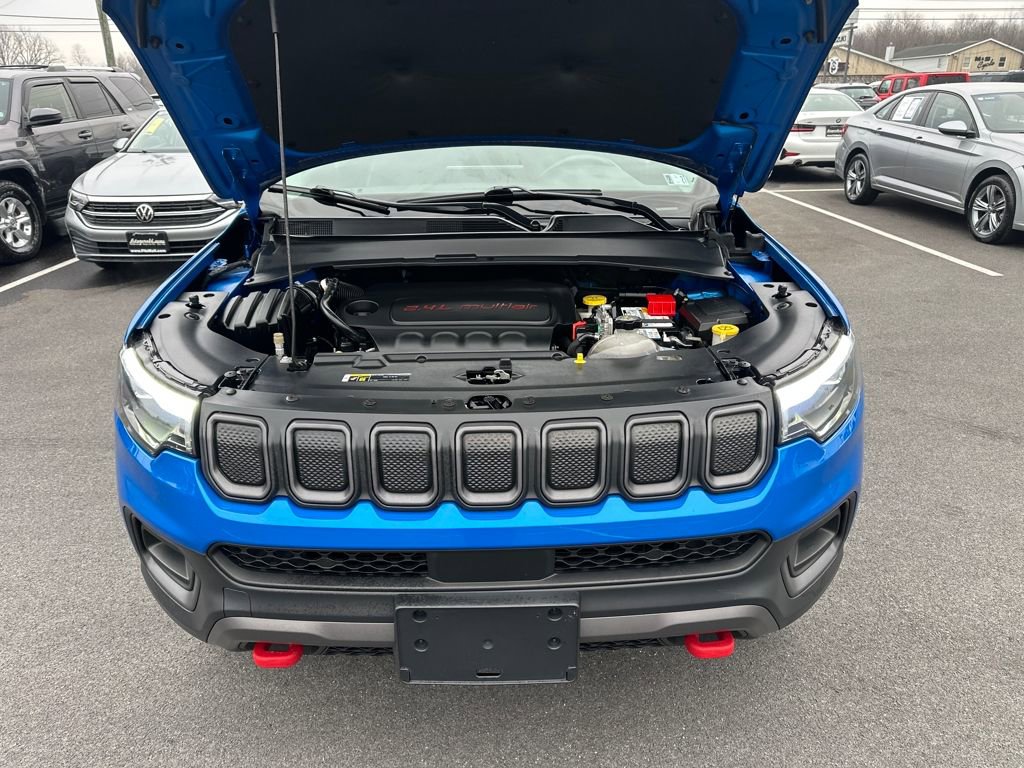 Used 2022 Jeep Compass Trailhawk w/ Trailhawk Elite Group image 10