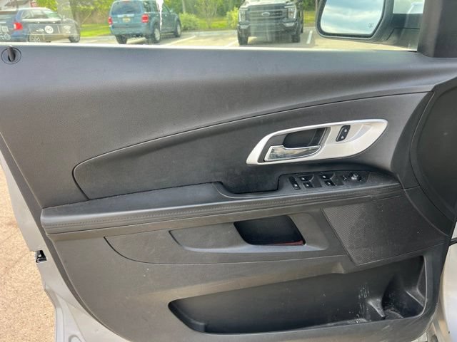 Used 2017 Chevrolet Equinox LT w/ Convenience Package FWD image 13