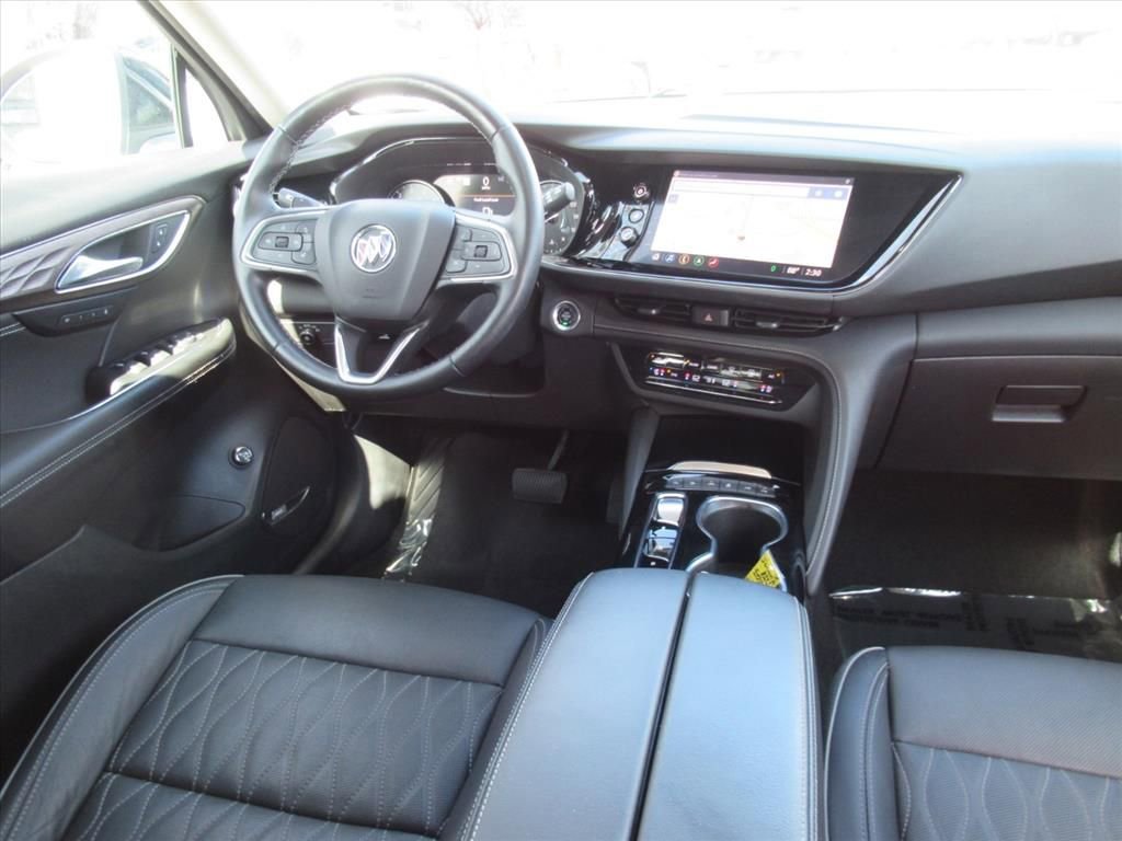 Used 2021 Buick Envision Avenir w/ Technology Package II image 11
