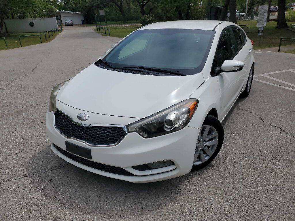 Used 2014 Kia Forte LX image 2