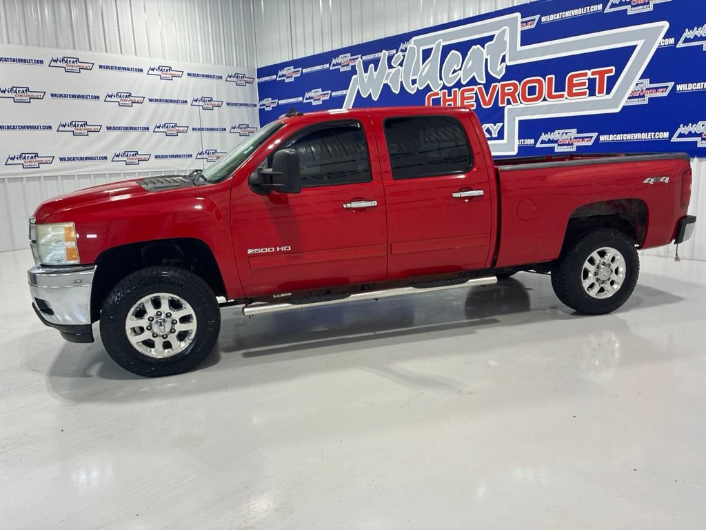 Used 2011 Chevrolet Silverado 2500 LT w/ Interior Plus Package AWD/4WD image 3