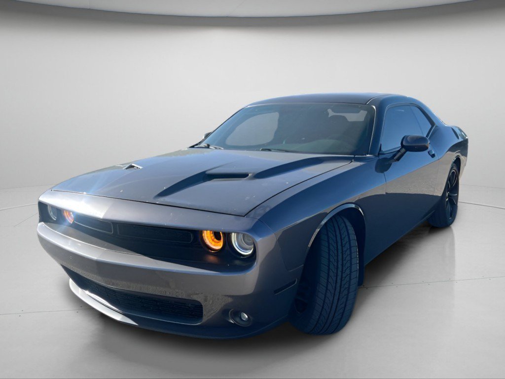 Used 2018 Dodge Challenger SXT Plus RWD image 16