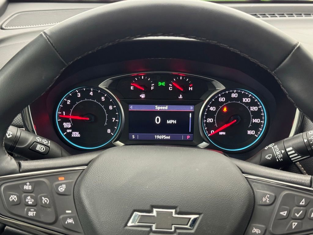 Used 2024 Chevrolet Equinox Premier image 22