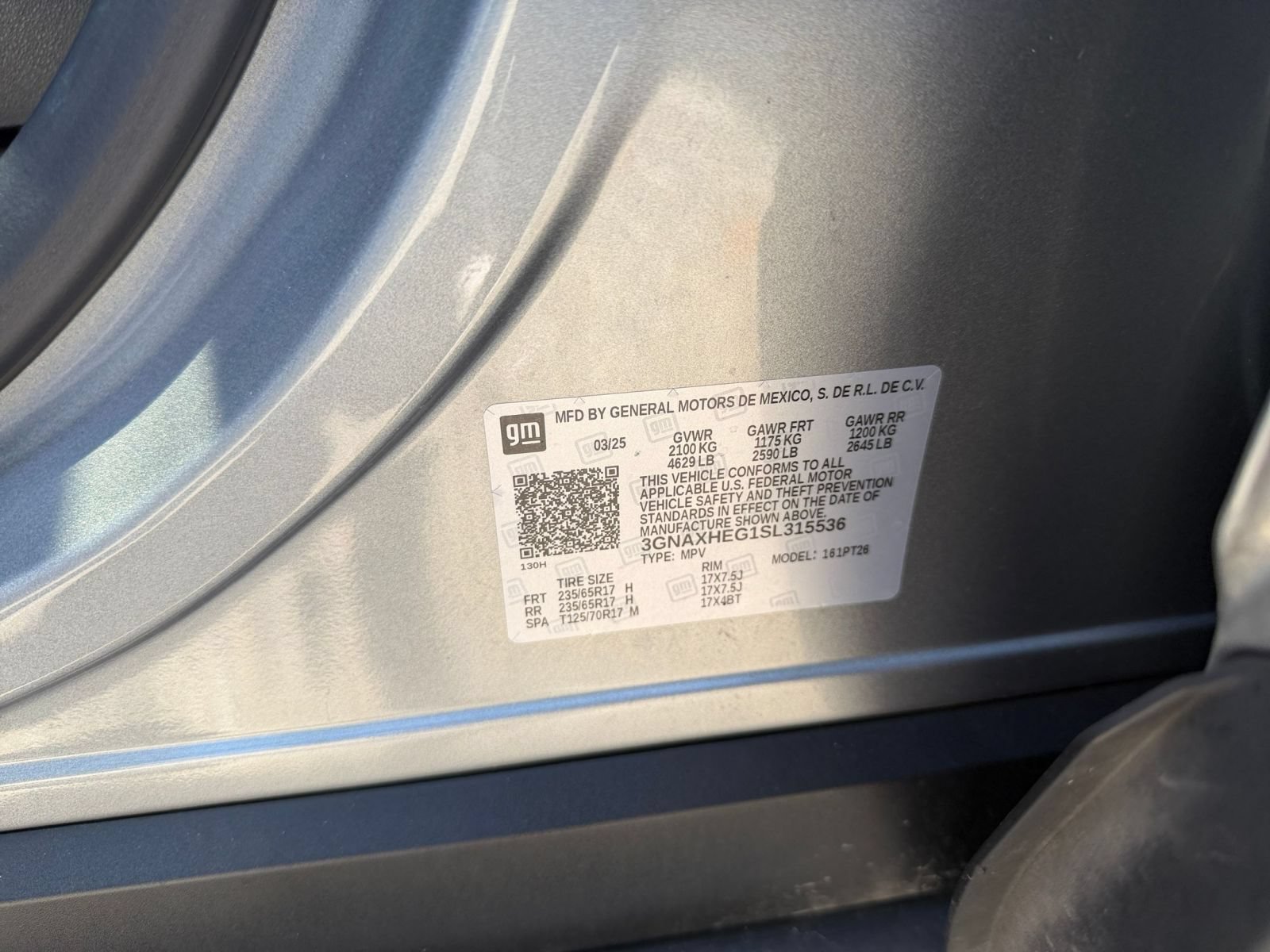 Used 2025 Chevrolet Equinox LT FWD image 30