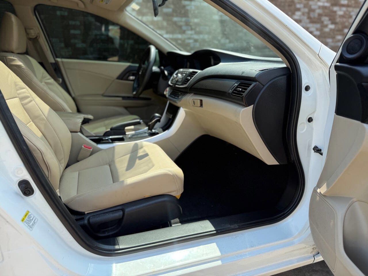 Used 2015 Honda Accord EX image 20