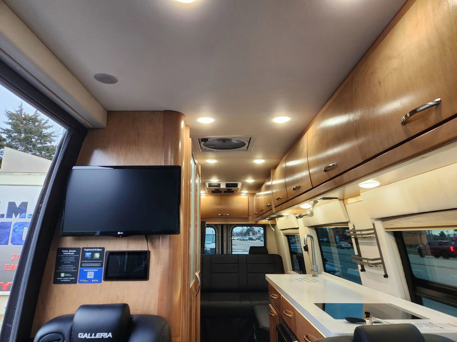 Used 2021 Mercedes-Benz Sprinter 3500 image 3