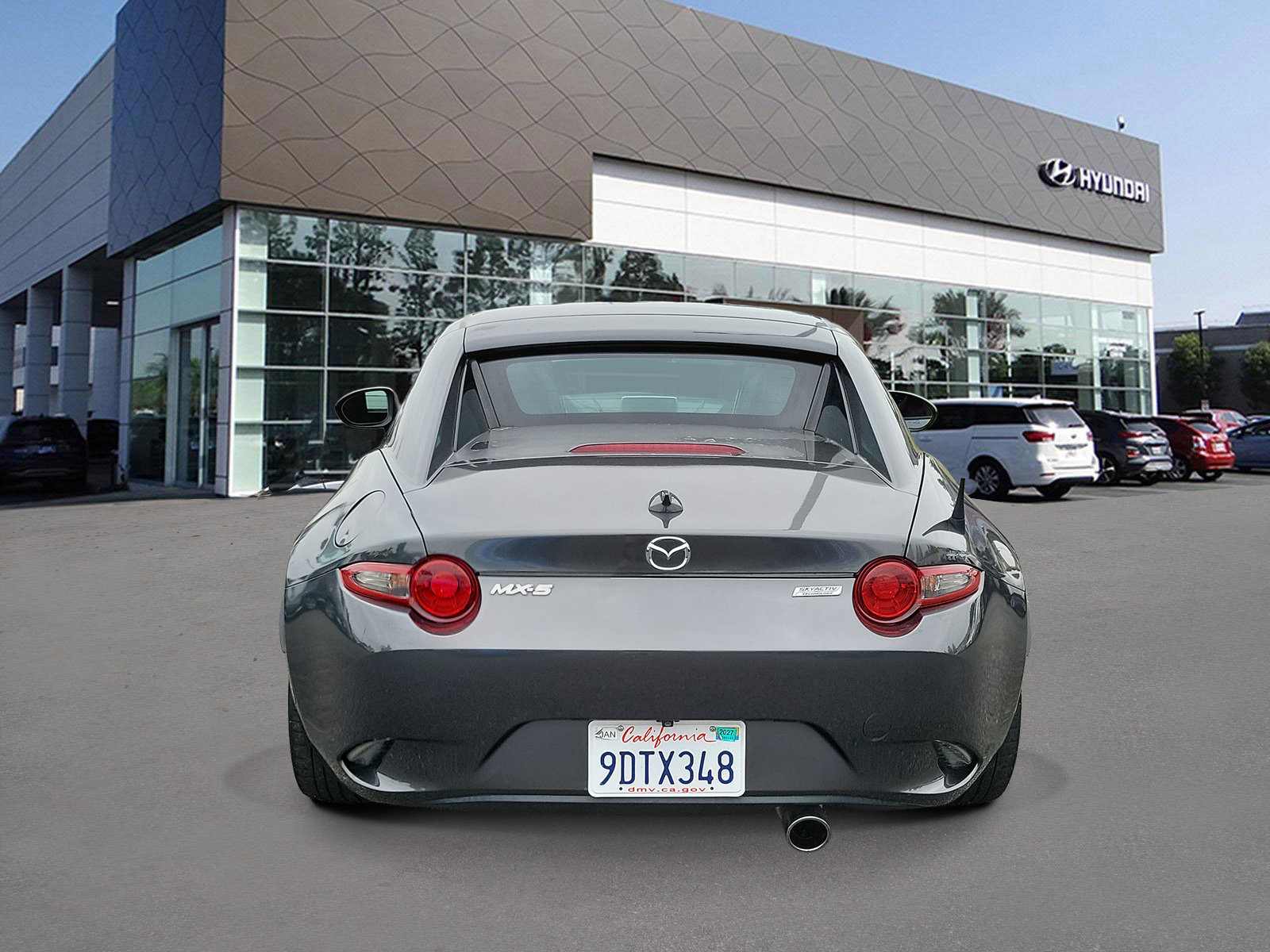 Used 2017 MAZDA MX-5 Miata RF Grand Touring RWD image 4