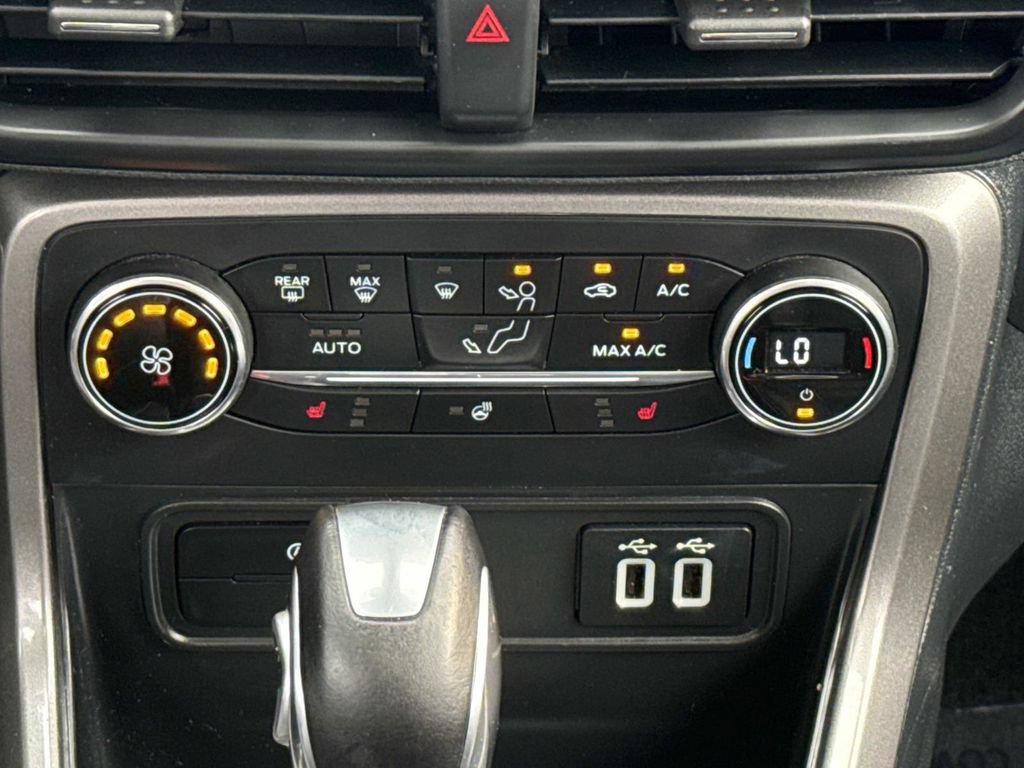 Used 2019 Ford EcoSport SES w/ SES Black Appearance Package AWD/4WD image 16