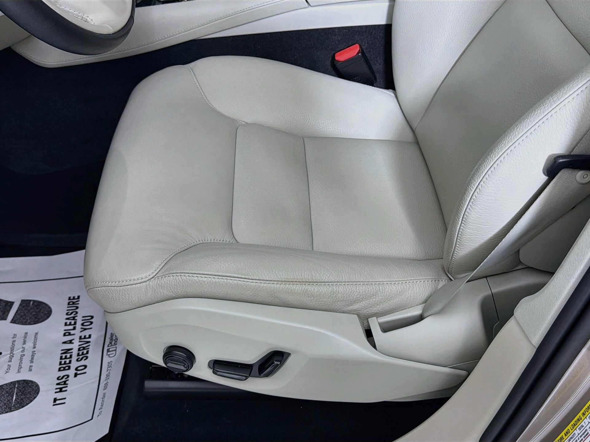Certified 2024 Volvo XC90 B5 Plus AWD/4WD image 20