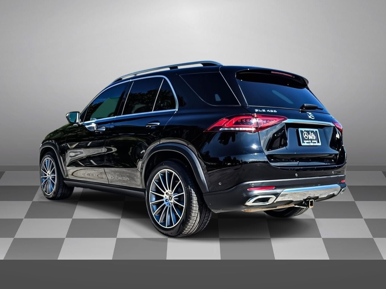 Used 2020 Mercedes-Benz GLE 450 4MATIC image 4