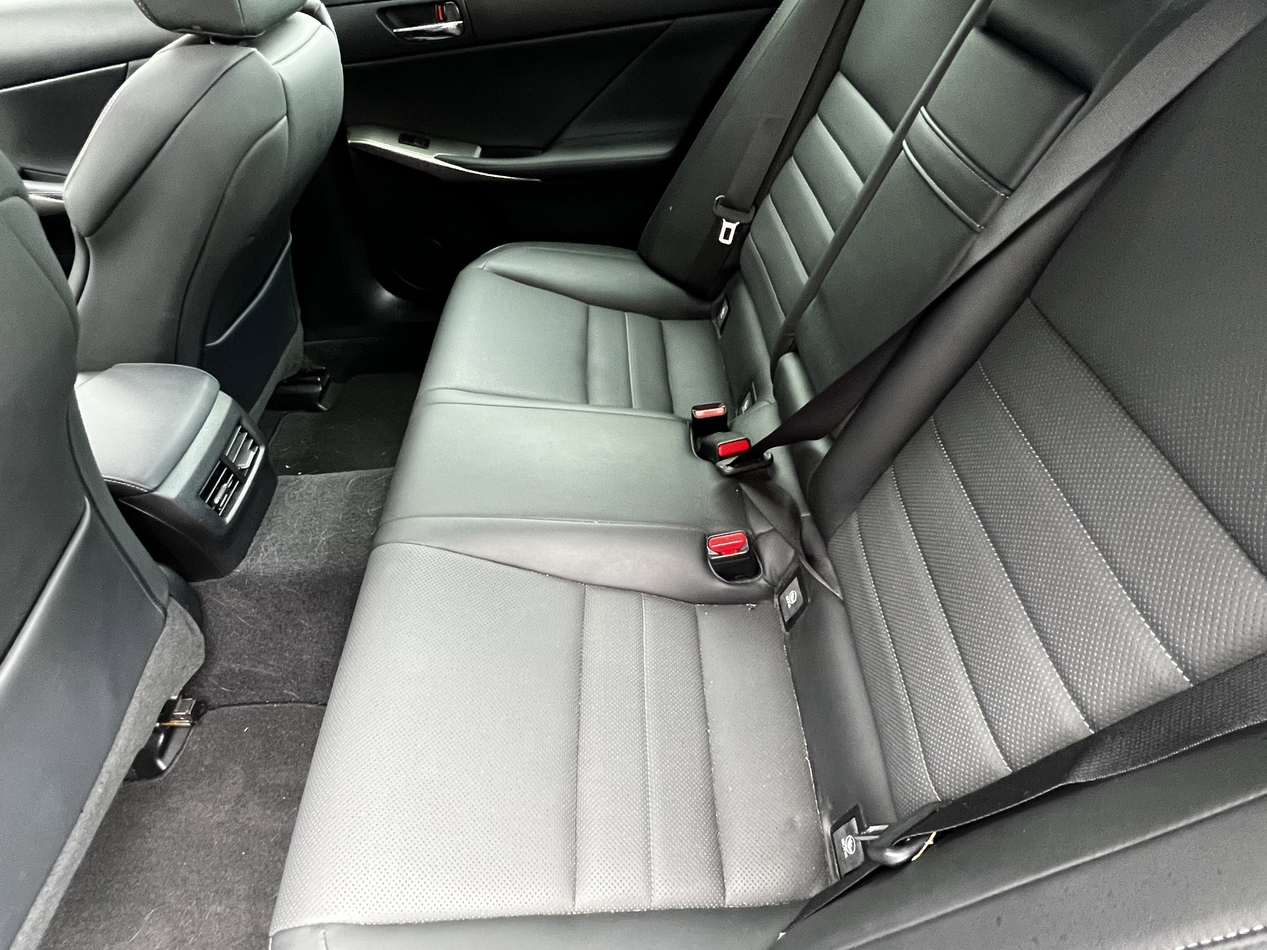 Used 2015 Lexus IS 250 image 31