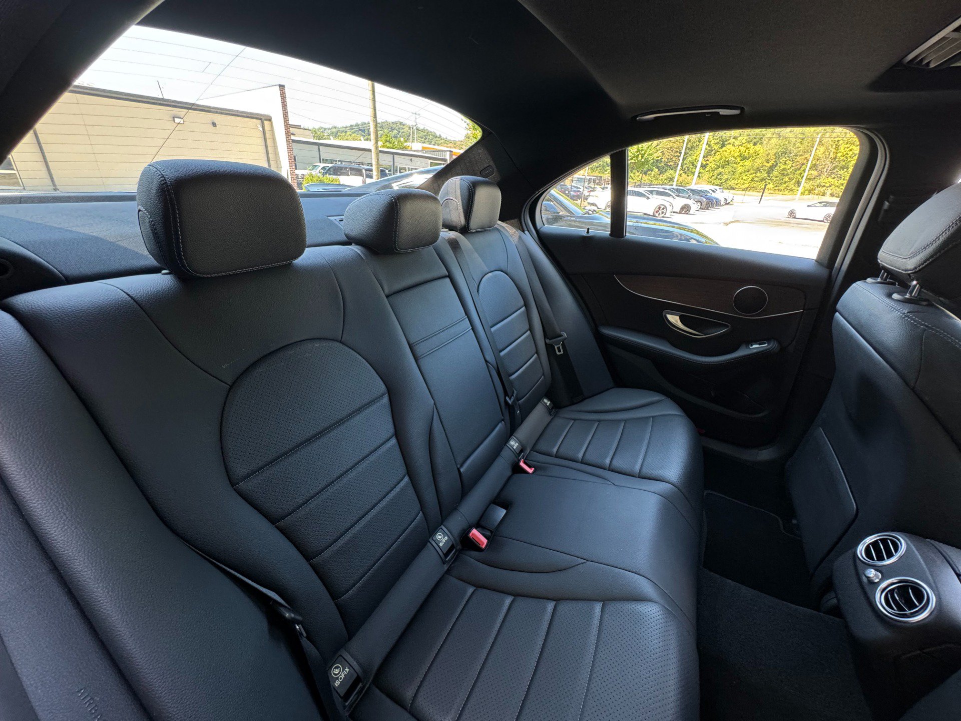 Used 2019 Mercedes-Benz C 300 4MATIC Sedan image 32