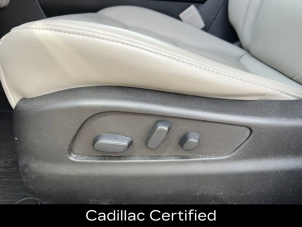Certified 2022 Cadillac XT4 Premium Luxury w/ Enhanced Visibility Package image 10