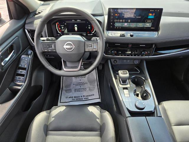 Certified 2025 Nissan Rogue SL AWD/4WD image 9