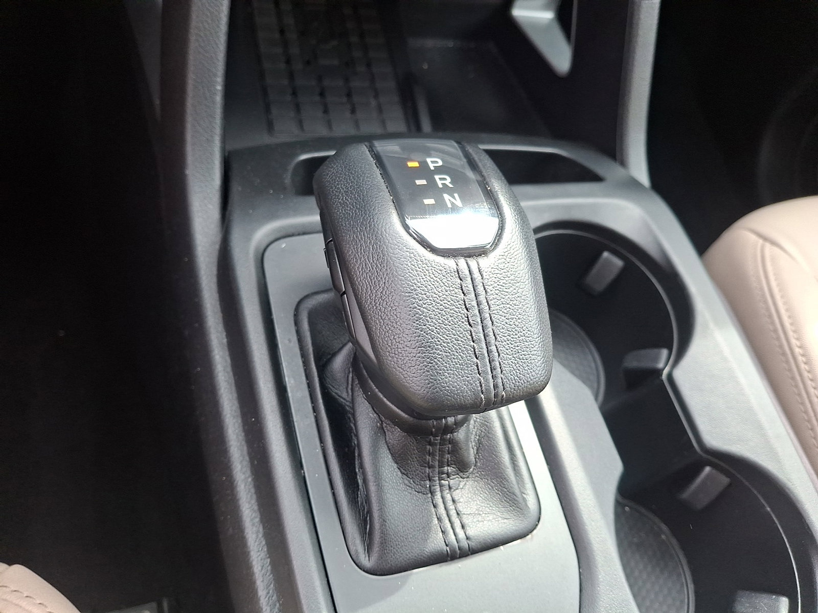 Certified 2024 Ford Ranger Lariat w/ FX4 Off-Road Package image 14