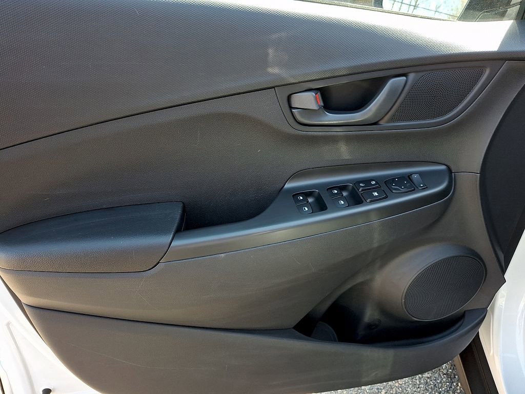 Used 2023 Hyundai Kona SEL w/ Cargo Package image 13