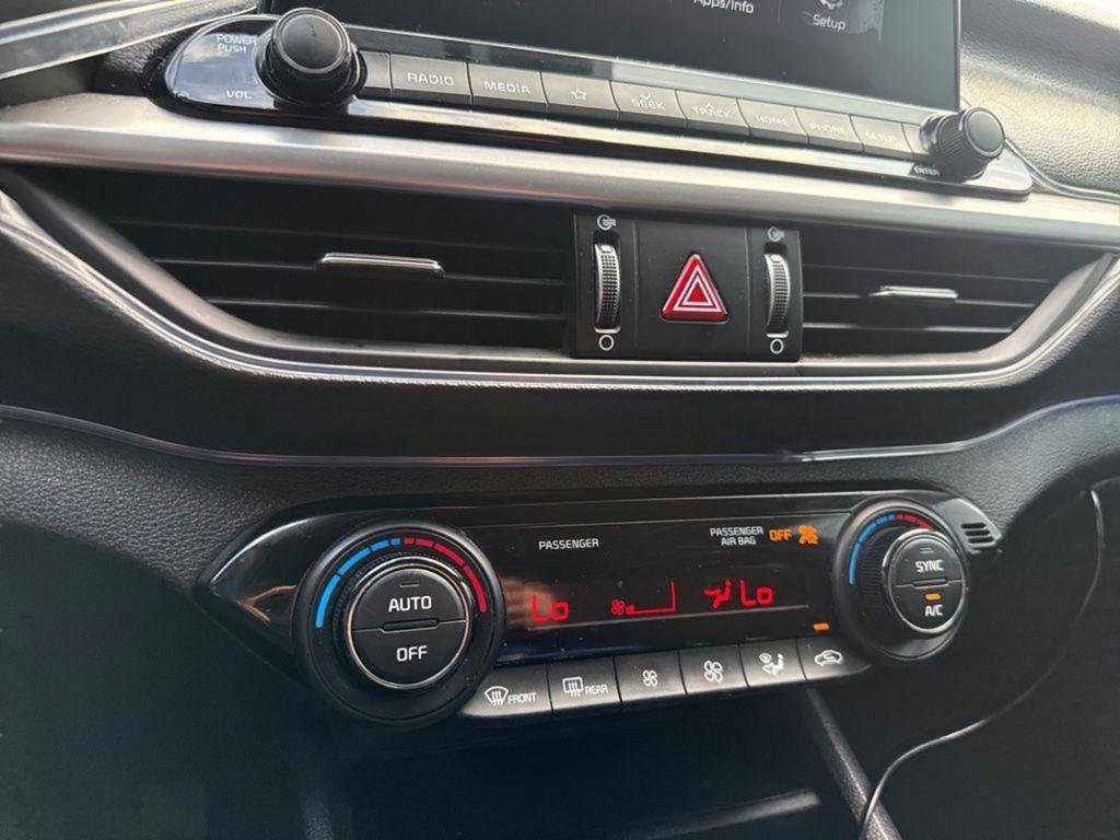 Used 2019 Kia Forte Sedan FWD image 25
