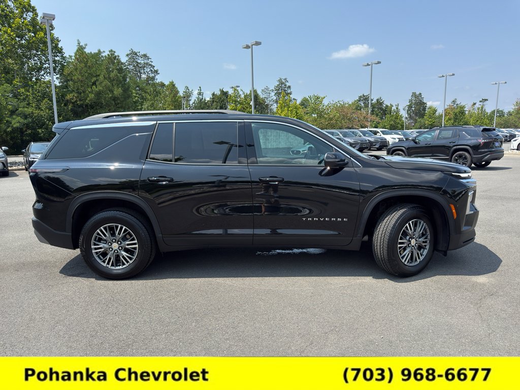 Certified 2025 Chevrolet Traverse LT w/ LPO, Floor Liner Package AWD/4WD image 8