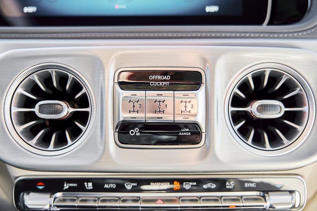 Used 2025 Mercedes-Benz G 63 AMG 4MATIC image 81