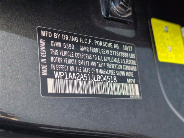 Used 2018 Porsche Macan AWD/4WD image 27