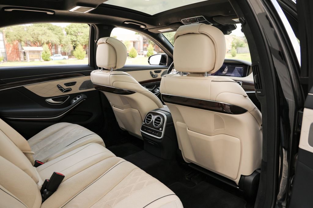 Used 2018 Mercedes-Benz S 560 4MATIC Sedan image 27